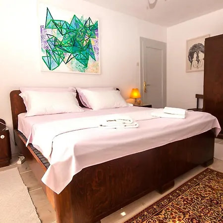 Ferienhaus Art - Bol